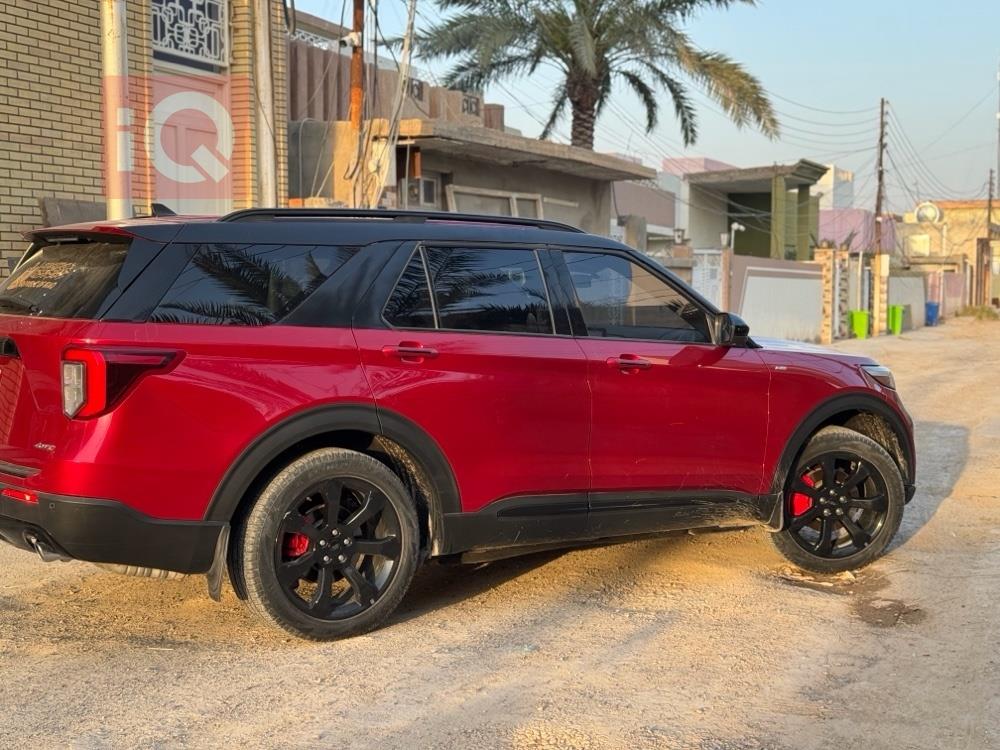 Ford Explorer